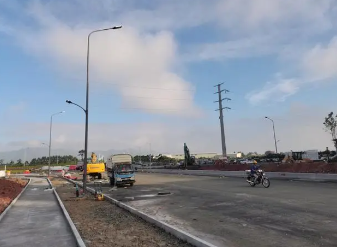 江門(mén)市開(kāi)平市水口鎮(zhèn)雙臂led路燈工程案例