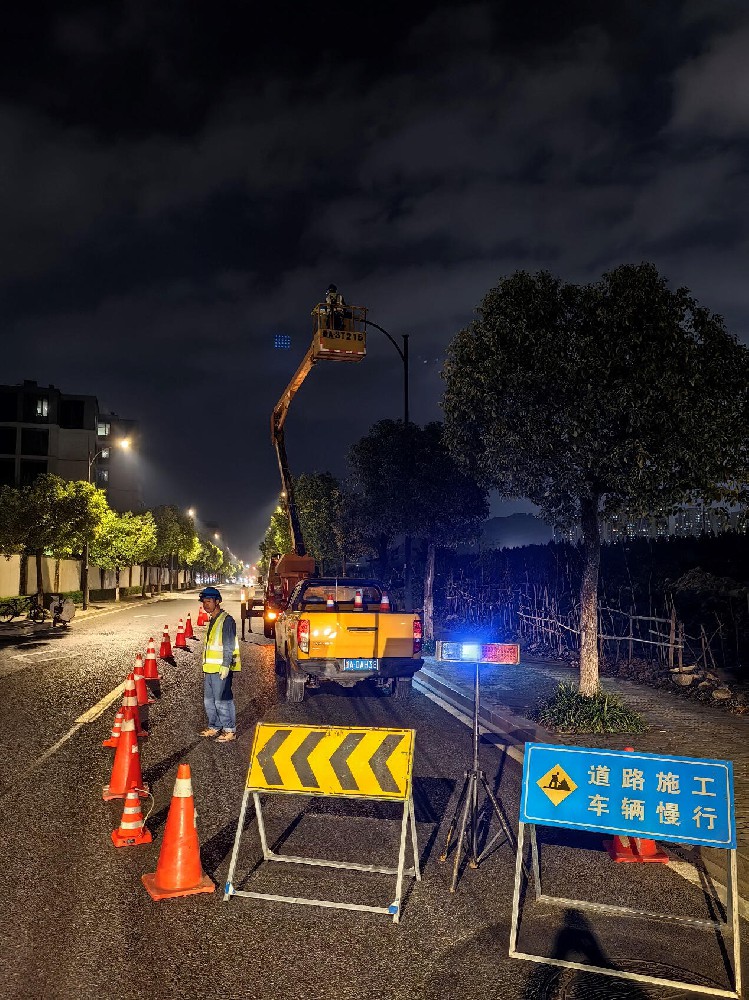 3992盞路燈換新！杭州之江96條道路將更亮更低碳